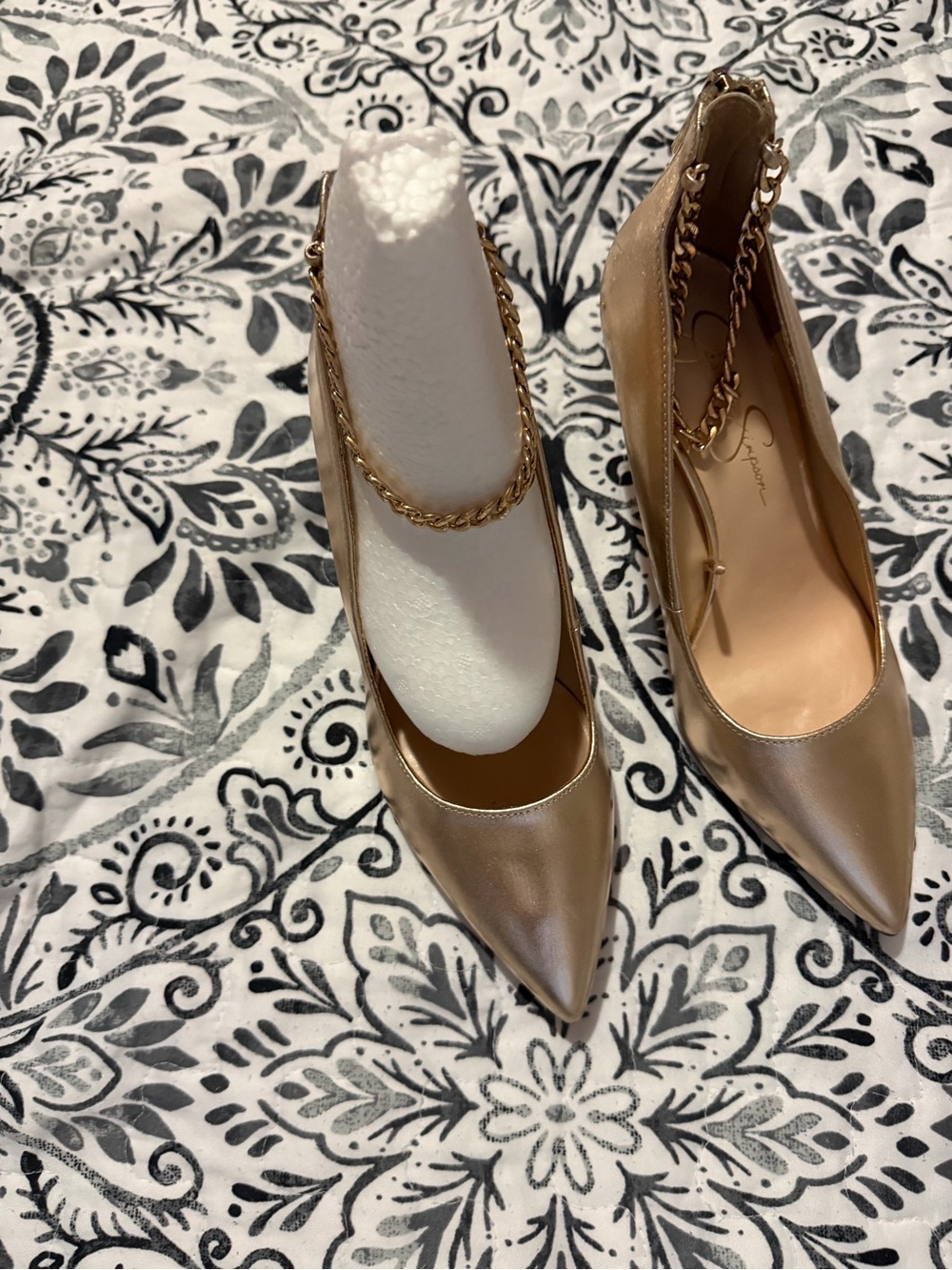 Jessica Simpson Shimmery Gold Pointed Toe Stilettos - Picture 4 of 4